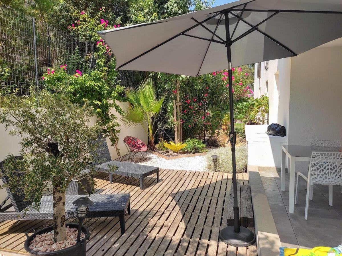 Terrace Garden: 3-star Comfort Near Center Apartment *